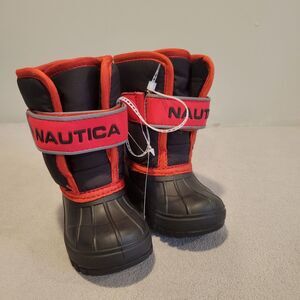 Nautica Kids Snow Soots Size 5 Black Red